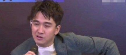 翟天临你睡了吗表情包大全分享