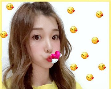 《抖音》女友表情包锁屏图片高清原图分享